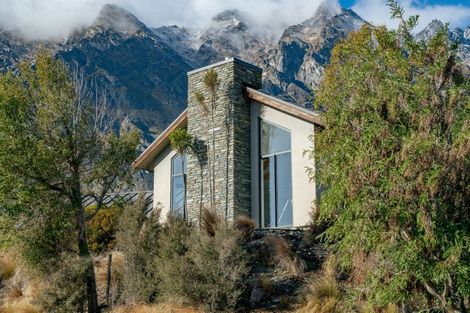 Photo of property in 15 Mckellar Drive, Jacks Point, Queenstown, 9371