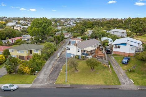 Photo of property in 72 Glendene Avenue, Glendene, Auckland, 0602