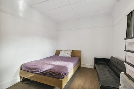 Photo of property in 7 Crawford Road, Kilbirnie, Wellington, 6022