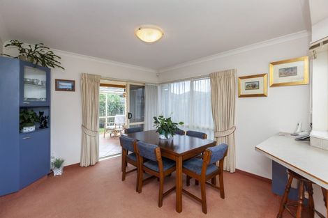 Photo of property in 90 Realm Drive, Paraparaumu, 5032