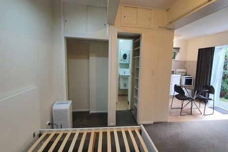 Photo of property in 18 Tawa Terrace, Tawa, Wellington, 5028