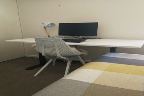 Photo of property in 180 Sutherland Road, Lyall Bay, Wellington, 6022