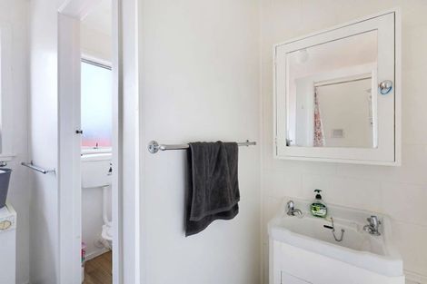 Photo of property in 355 Saint Aubyn Street, Moturoa, New Plymouth, 4310