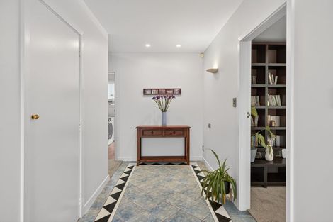 Photo of property in 194 Racecourse Road, Sockburn, Christchurch, 8042