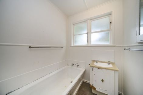 Photo of property in 33 Hulme Street, Roslyn, Palmerston North, 4414