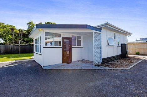 Photo of property in 59 Camberwell Road, Hawera, 4610