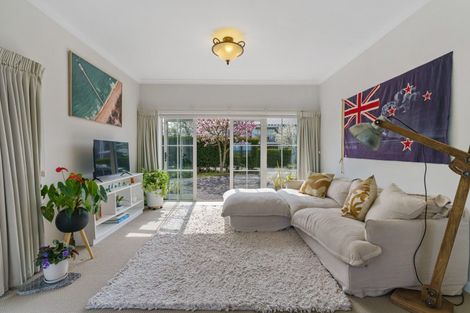 Photo of property in 18 Chateau Crescent, Rangatira Park, Taupo, 3330