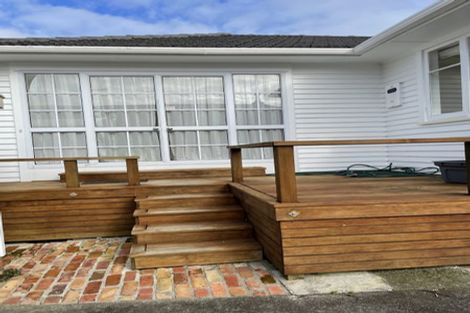 Photo of property in 98 Oakdale Road, Mount Roskill, Auckland, 1041