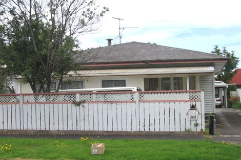 Photo of property in 36 Lambeth Road, Mount Eden, Auckland, 1041