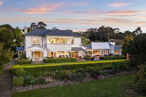 Photo of property in 17 Heaton Rhodes Place, Cashmere, Christchurch, 8022