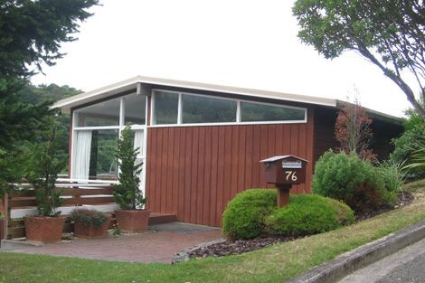 Photo of property in 76 Spencer Street, Crofton Downs, Wellington, 6035