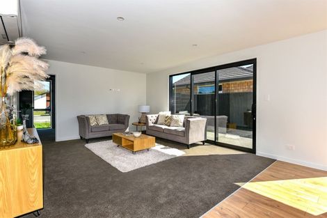 Photo of property in 11 Collier Drive, Halswell, Christchurch, 8025