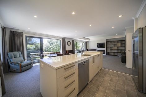 Photo of property in 60 Lawson Burrows Crescent, Te Anau, 9600