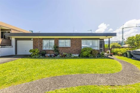 Photo of property in 1/11 Queen Street, Papakura, 2110