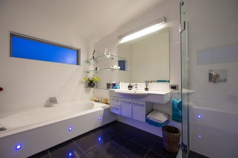 Photo of property in 23a Montgomery Terrace, Hokowhitu, Palmerston North, 4410