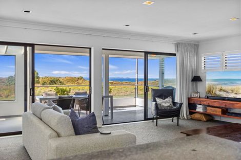 Photo of property in 820a Papamoa Beach Road, Papamoa Beach, Papamoa, 3118