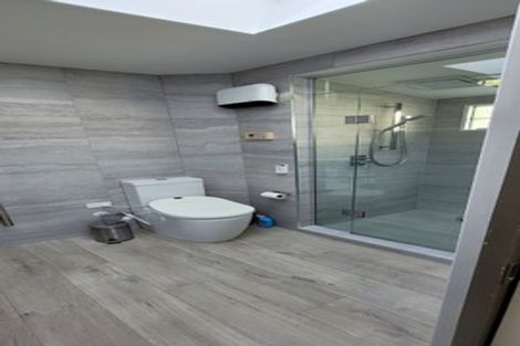 Photo of property in 85c Eliot Street, New Plymouth, 4310