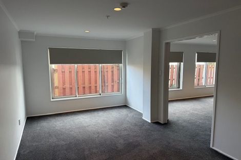 Photo of property in 16c/30 Westward Ho, Glen Eden, Auckland, 0602