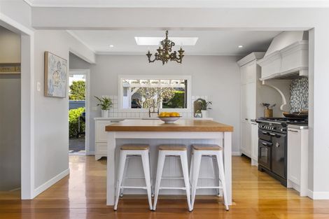 Photo of property in 75 Churchill Road, Cockle Bay, Auckland, 2014