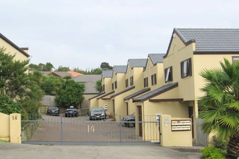 Photo of property in 3/14 Ponderosa Drive, Oteha, Auckland, 0632