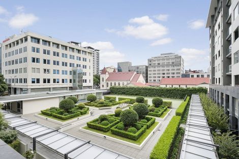 Photo of property in Sanctum Apartment, 10 Ebor Street, Te Aro, Wellington, 6011