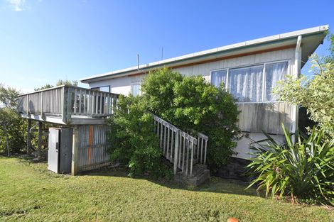 Photo of property in 49 Barrier View Road, Leigh, 0985