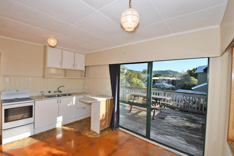 Photo of property in 49 Barrier View Road, Leigh, 0985