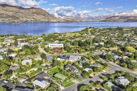 Photo of property in 5 Rimu Lane, Wanaka, 9305