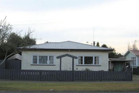 Photo of property in 18 Winter Street, Fairfield, Hamilton, 3214