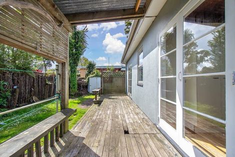 Photo of property in 9a Farnworth Avenue, Holdens Bay, Rotorua, 3010