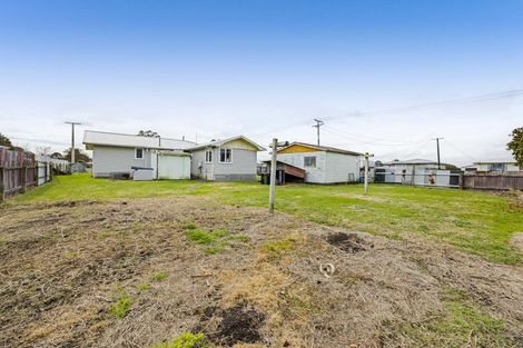 Photo of property in 60 Kapuni Street, Manaia, 4612