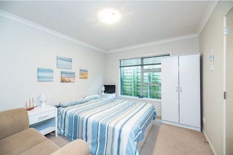 Photo of property in 11 Jeannie Way, Waikanae Beach, Waikanae, 5036