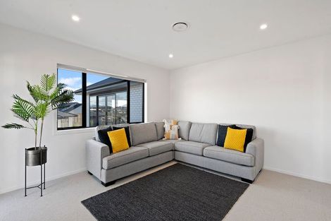 Photo of property in 255 Parklands Avenue, Bell Block, New Plymouth, 4312