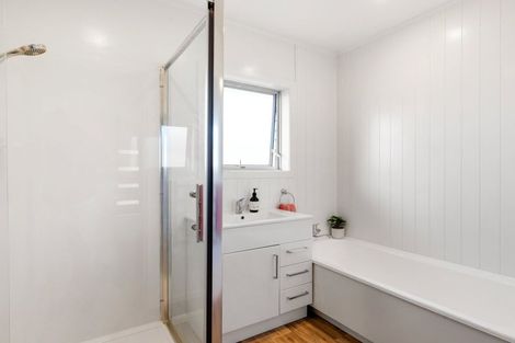 Photo of property in 4 Walter Street, Fairfield, Hamilton, 3214