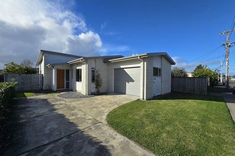 Photo of property in 9 Cornwall Road, Taradale, Napier, 4112