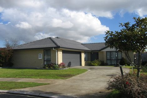 Photo of property in 12 Beragh Place, East Tamaki, Auckland, 2016