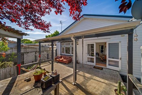 Photo of property in 108 Retreat Road, Avonside, Christchurch, 8061