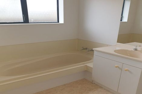 Photo of property in 12b Churchill Terrace, Waiuku, 2123