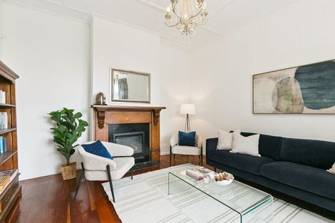 Photo of property in 51 Scarborough Terrace, Mount Victoria, Wellington, 6011