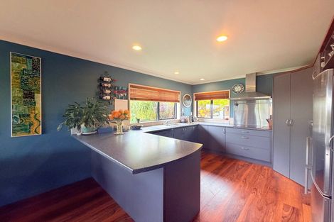 Photo of property in 154 Ohinepanea Road, Pukehina, Te Puke, 3186