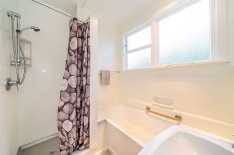 Photo of property in 3 Parera Grove, Heretaunga, Upper Hutt, 5018