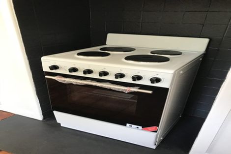 Photo of property in 31 Rosella Road, Mangere East, Auckland, 2024