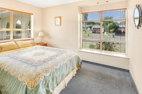 Photo of property in 51 Glen Lynne Avenue, Queenwood, Hamilton, 3210