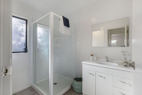 Photo of property in 71 Burundi Avenue, Clendon Park, Auckland, 2103