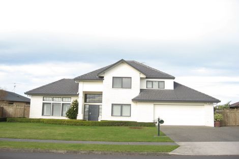 Photo of property in 60 Glenross Drive, Wattle Downs, Auckland, 2103