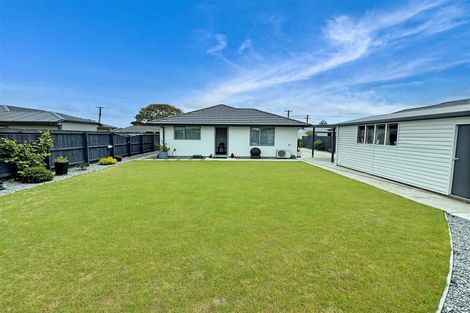 Photo of property in 39 Vivian Street, Burwood, Christchurch, 8083