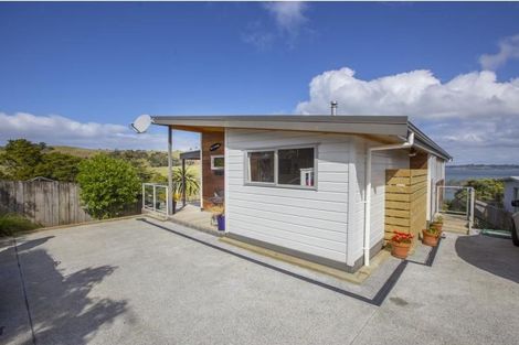 Photo of property in 79 Clinton Road, Tawharanui Peninsula, Warkworth, 0986