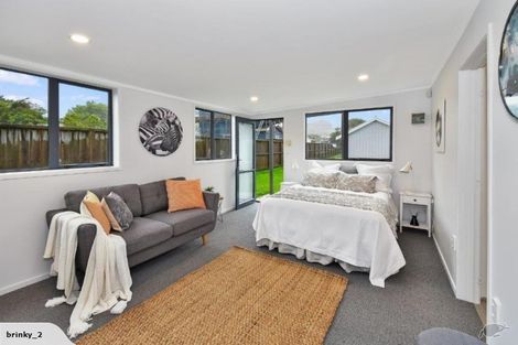 Photo of property in 4 Kawakawa-orere Road, Kawakawa Bay, Papakura, 2585