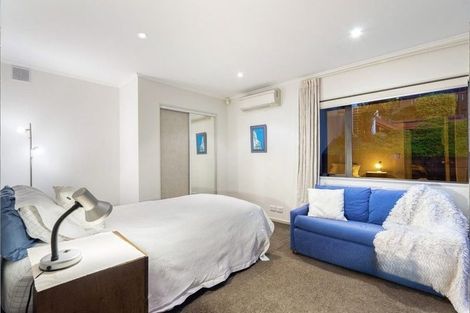 Photo of property in 126 Lynn Road, Bayview, Auckland, 0629