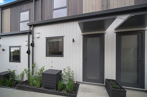 Photo of property in 15/506 Glenfield Road, Bayview, Auckland, 0629